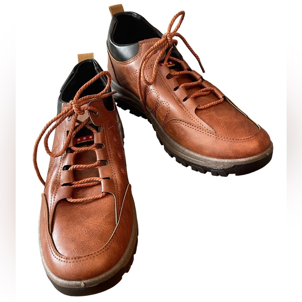 HTF‎ mens Leather lace up rubber lug sole Oxfords size 42 (9)